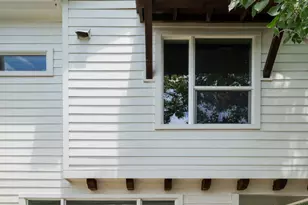 1705B Perez St, Austin, TX 78721 - Photo 31