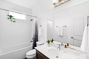 1705B Perez St, Austin, TX 78721 - Photo 19