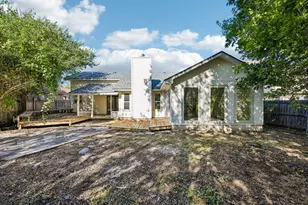 605 Hawthorne Ln, Round Rock, TX 78664 - Photo 37
