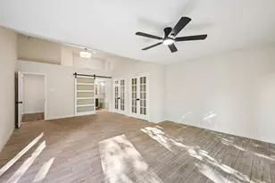 605 Hawthorne Ln, Round Rock, TX 78664 - Photo 13