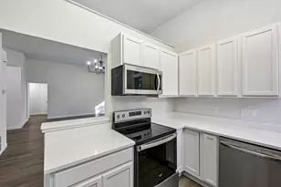 605 Hawthorne Ln, Round Rock, TX 78664 - Photo 19