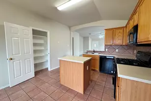 113 Salado Dr, Kyle, TX 78640 - Photo 13
