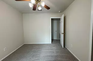 113 Salado Dr, Kyle, TX 78640 - Photo 33