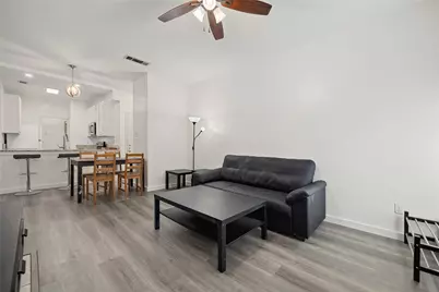 806 W 24th Street #213, Austin, TX 78705 - Photo 3