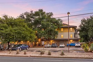 806 W 24th St, Austin, TX 78705 - Photo 27