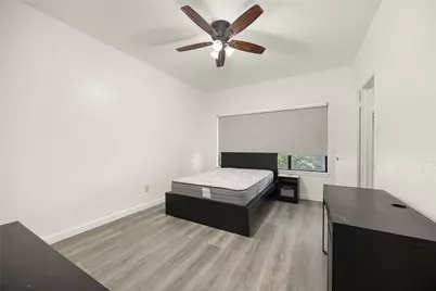 806 W 24th Street #213, Austin, TX 78705 - Photo 11