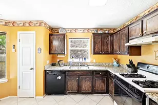 6412 Colton-Bluff Springs Rd, Austin, TX 78744 - Photo 13