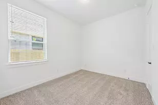 13709 Ryan Range Ln, Elgin, TX 78621 - Photo 5
