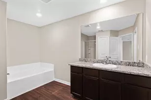 719 Wonderland Trail, New Braunfels, TX 78132 - Photo 15