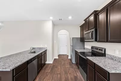 719 Wonderland Trail, New Braunfels, TX 78132 - Photo 7
