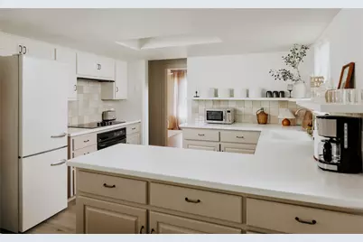 11210 Hidden Bluff Drive, Austin, TX 78754 - Photo 7
