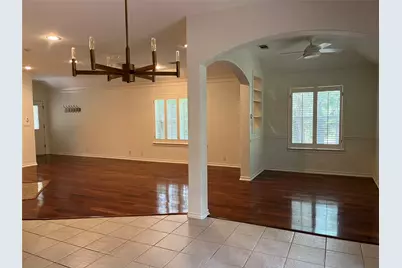 112 Huelo Court, Bastrop, TX 78602 - Photo 5