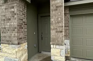 365 Sonterra Dr, San Marcos, TX 78666 - Photo 7