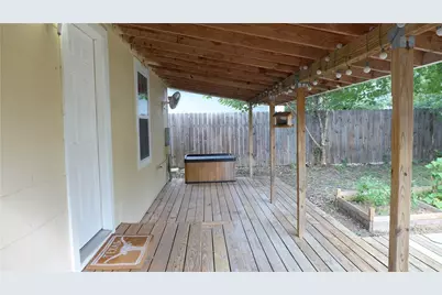 2006 Hamilton Avenue, Austin, TX 78702 - Photo 13