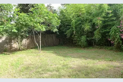 2006 Hamilton Avenue, Austin, TX 78702 - Photo 21