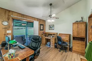 136 Redbird Ln, Smithville, TX 78957 - Photo 7