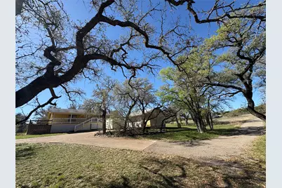 23709 NE Circle Drive, Marble Falls, TX 78654 - Photo 3