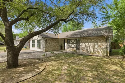 704 Buckingham Place, Austin, TX 78745 - Photo 3