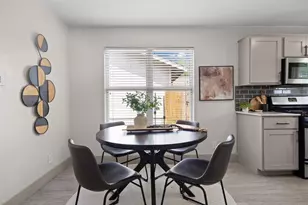 704 Buckingham Pl, Austin, TX 78745 - Photo 7
