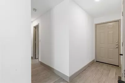 704 Buckingham Place, Austin, TX 78745 - Photo 9