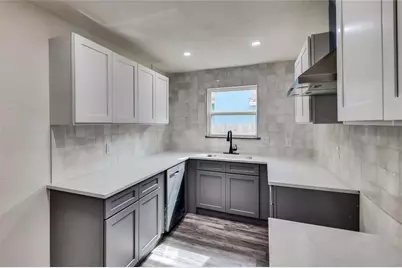 6807 Trendal Lane, Austin, TX 78744 - Photo 13