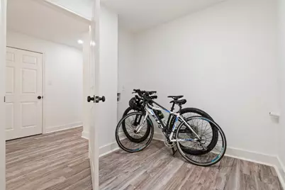 6807 Trendal Lane, Austin, TX 78744 - Photo 33