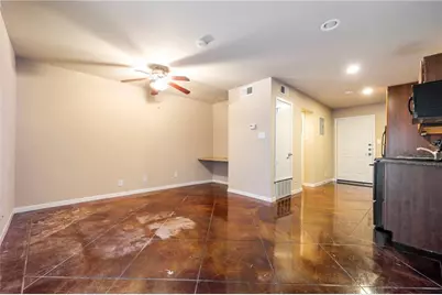 301 W 38th Street #108, Austin, TX 78705 - Photo 7