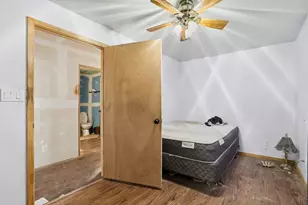 201 Deer Springs Loop, Burnet, TX 78611 - Photo 9