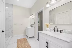 197 S Buckhorn Dr, Bastrop, TX 78602 - Photo 17