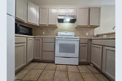 2200 Katy Lane #D, Georgetown, TX 78626 - Photo 5