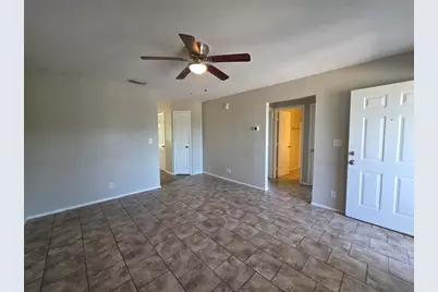 2200 Katy Lane #D, Georgetown, TX 78626 - Photo 3