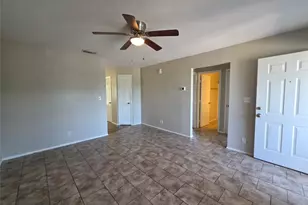 2200 Katy Ln, Georgetown, TX 78626 - Photo 3