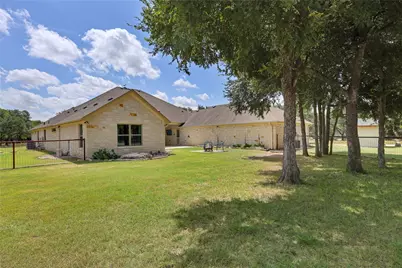 127 Palomino Cove, Jarrell, TX 76537 - Photo 35