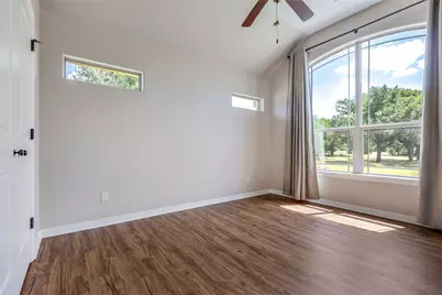 127 Palomino Cove, Jarrell, TX 76537 - Photo 17