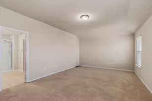 124 Denton Dr, Hutto, TX 78634 - Photo 15