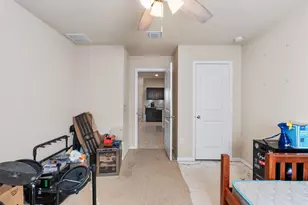 124 Denton Dr, Hutto, TX 78634 - Photo 27