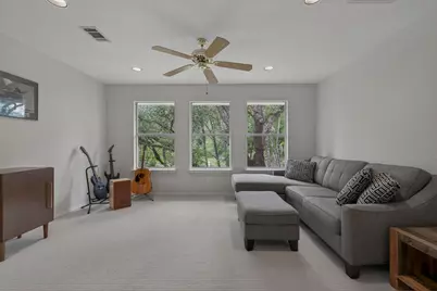 8910 Spicebrush Drive, Austin, TX 78759 - Photo 21
