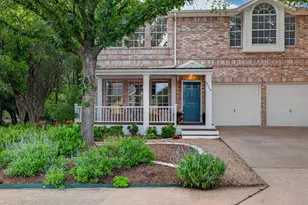 8910 Spicebrush Dr, Austin, TX 78759 - Photo 3