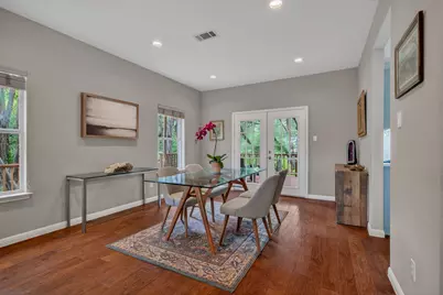 8910 Spicebrush Drive, Austin, TX 78759 - Photo 11