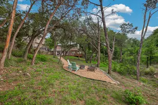 8910 Spicebrush Dr, Austin, TX 78759 - Photo 35