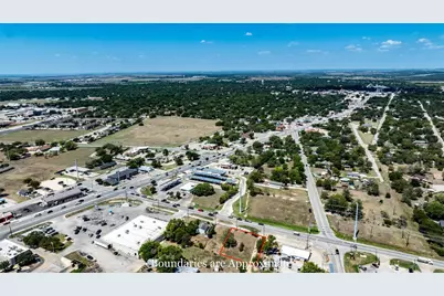 300 Blackjack Street, Lockhart, TX 78644 - Photo 1