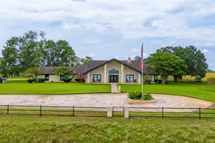 1460 E State Hwy 87, Nixon, TX 78140 - Photo 1