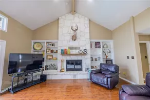 1460 E State Hwy 87, Nixon, TX 78140 - Photo 3