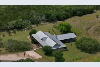 3227 Farm To Market 1174, Bertram, TX 78605 - Photo 37