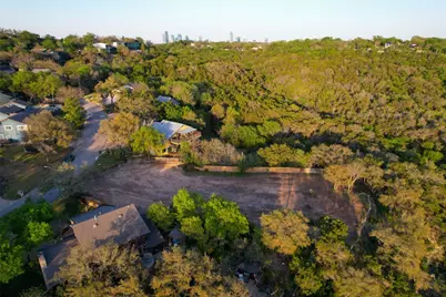 2718 Tether Trail, Austin, TX 78704 - Photo 3