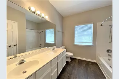 1309 Laurel Glen Boulevard, Leander, TX 78641 - Photo 11