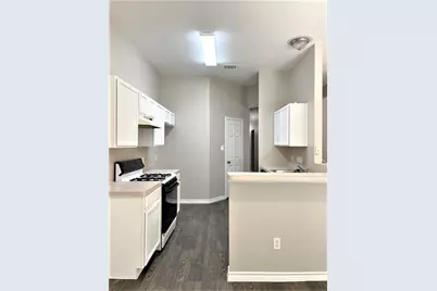 1309 Laurel Glen Boulevard, Leander, TX 78641 - Photo 7