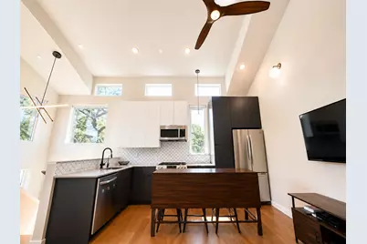 913 Duncan Lane #201, Austin, TX 78705 - Photo 5