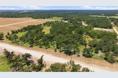 408 Cresent Bend Bend, Cameron, TX 76520 - Photo 7