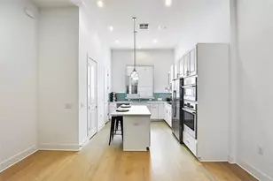 1308 Tinnin Ford Rd, Austin, TX 78741 - Photo 7